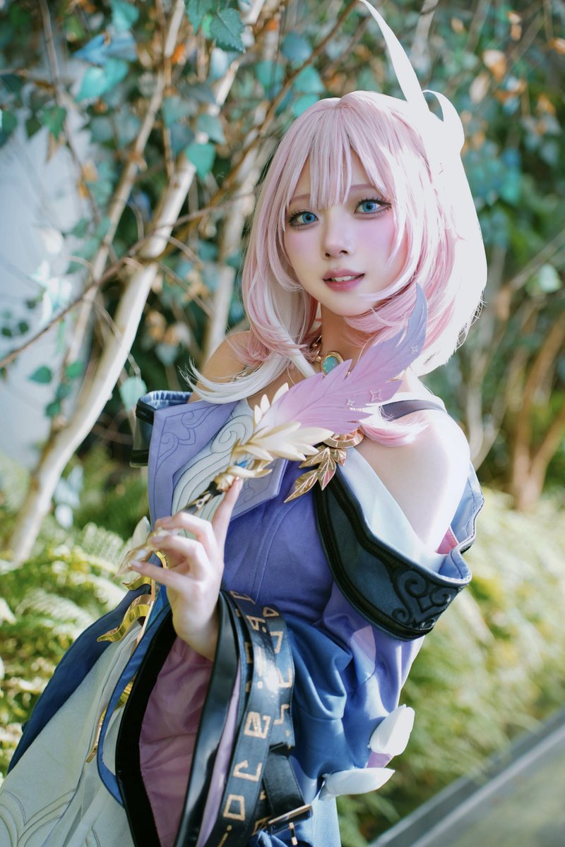 분명 이전과는 다른 낭만적인 이야기일 거야
너도 그렇게 생각하지? ♪

#HonkaiStarRail  #Cyrene
#cosplay
