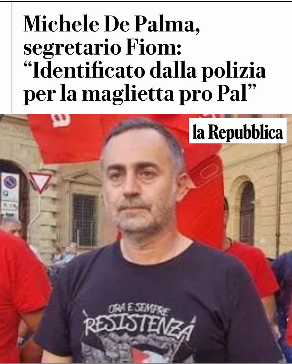 PossibileIt's tweet image. Indossava una maglietta su cui c’era stampata la bandiera della Palestina e la scritta “Ora e sempre Resistenza, e per questo è stato identificato.