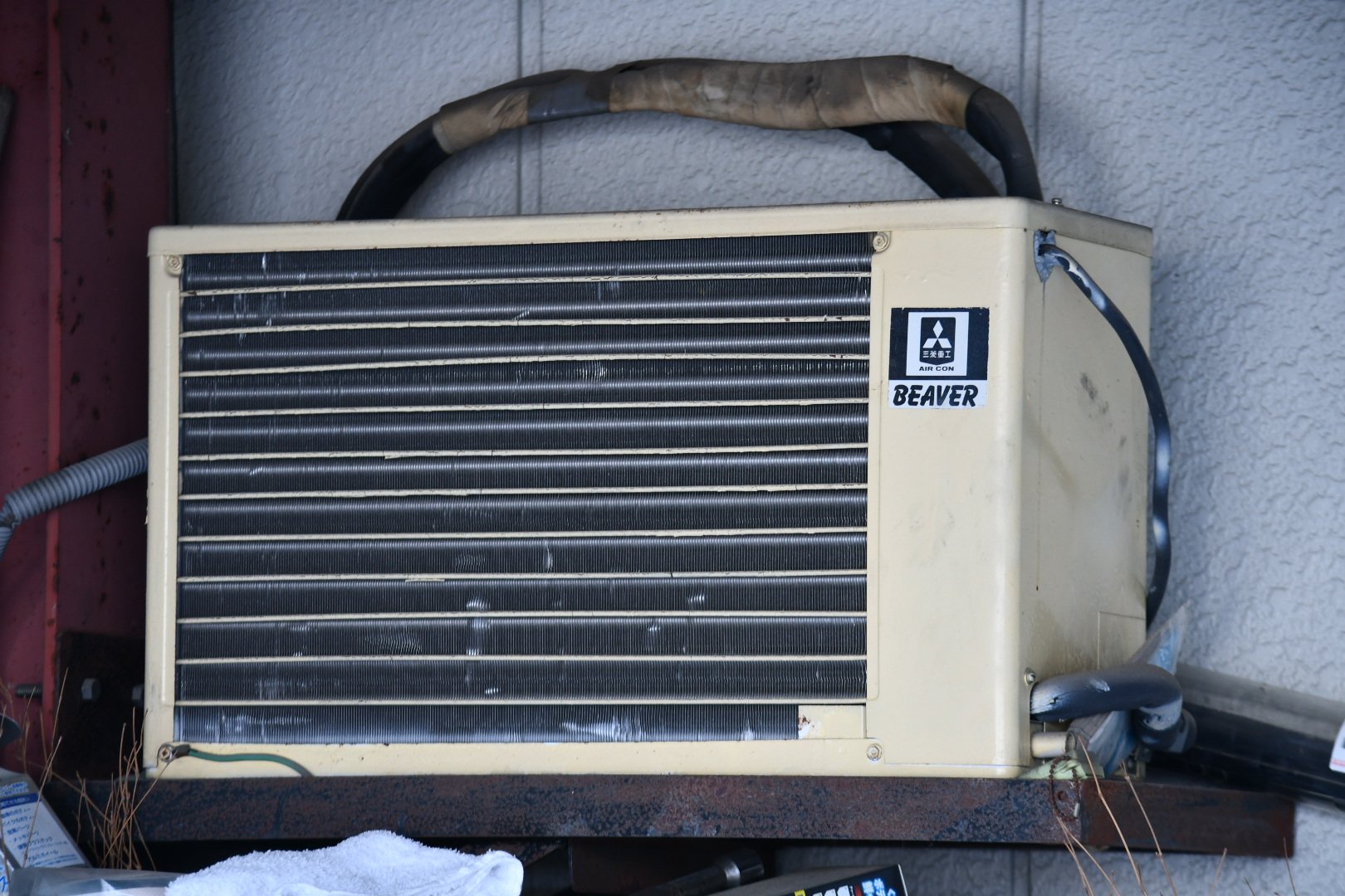 室外機 - Search / X