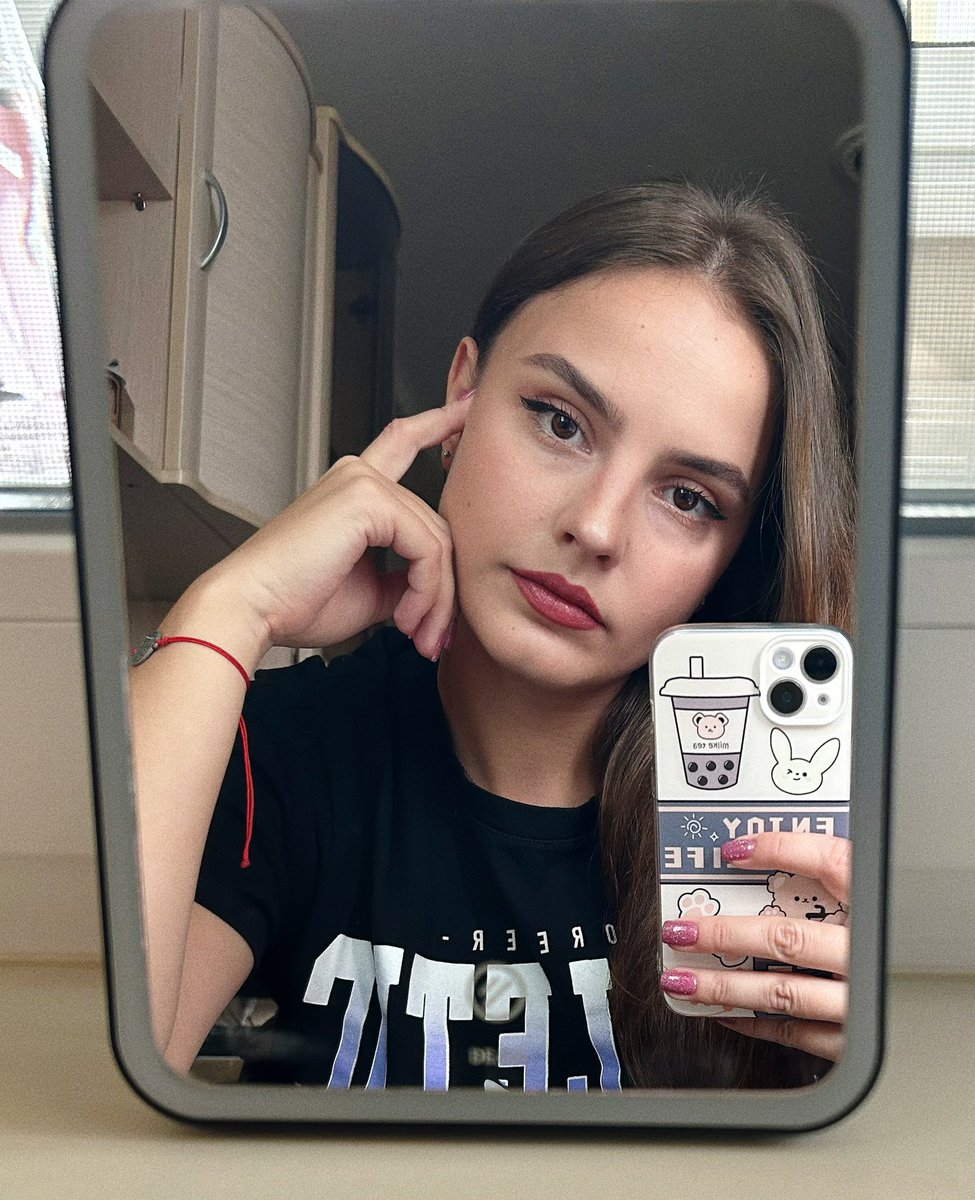 BLYAH.Canary tweet media