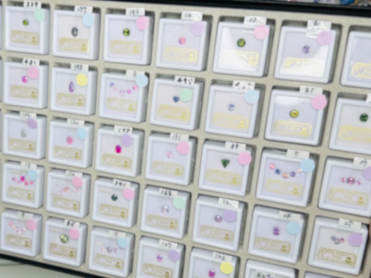 9月27日(土)21:00〜
赤字インスタライブ！！
シルキーサファイア大特価祭り！！

べあちゃん（<a href="/Beatrice_0716/">Beatrice(ベアトリーチェ)</a> ）と合同でやります〜🌺🧸