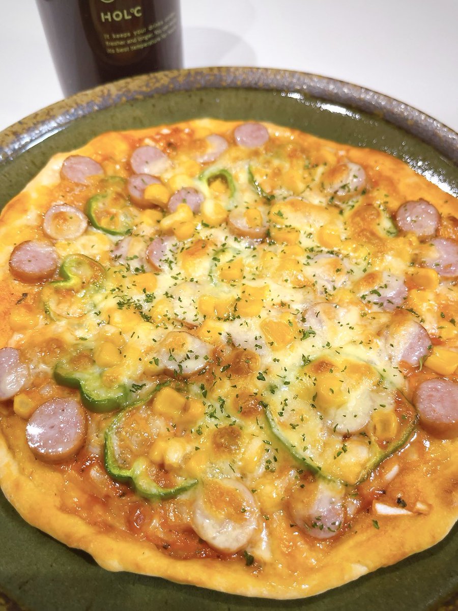 ピザ作ったからみんなでパーティしようよ！

#料理記録 #晩ごはん #おうちご飯 #晩酌のおとも #PIZZAOFDEATH