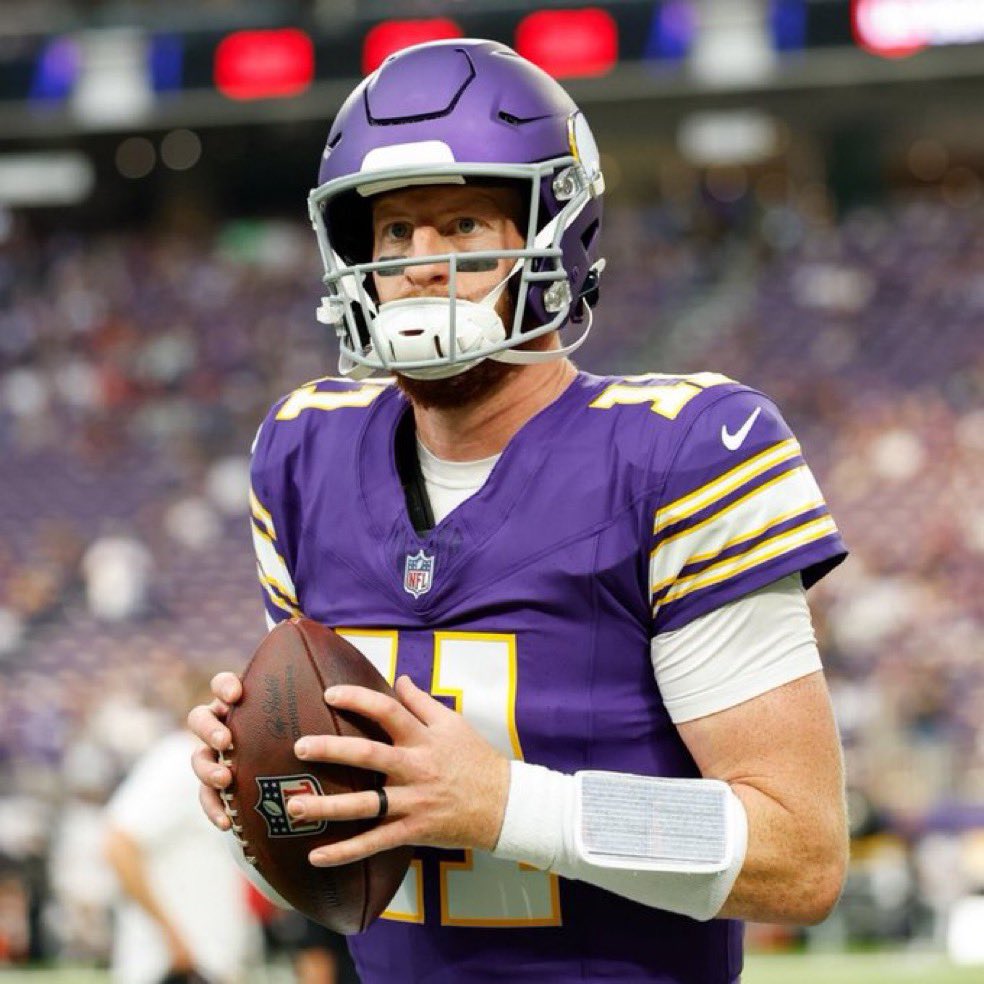 AdamSchefter's tweet image. Vikings QB Carson Wentz will start today vs. the Bengals and, simultaneously, make history. Wentz will become the first QB to start for six different teams in six consecutive seasons.
🏈2020: Eagles
🏈2021: Colts
🏈2022: Commanders
🏈2023: Chiefs
🏈2024: Rams
🏈2025: Vikings