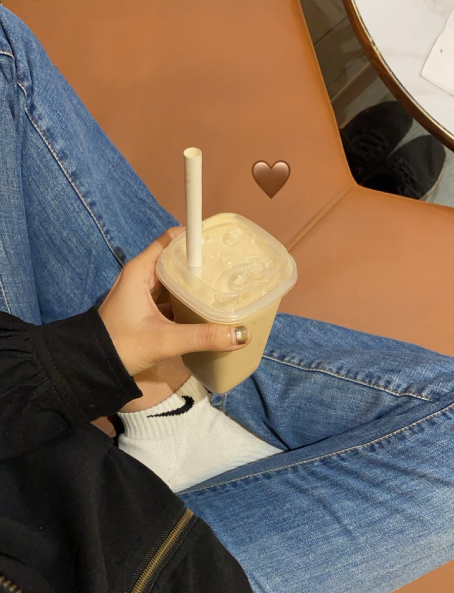 I said I won’t touch grass this weekend,

But I can surely touch some Cold Frappe