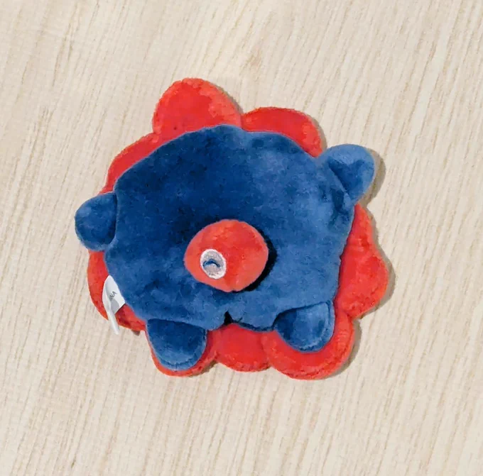 手足が短すぎる秒で買ったミャクミャクみてほしい…