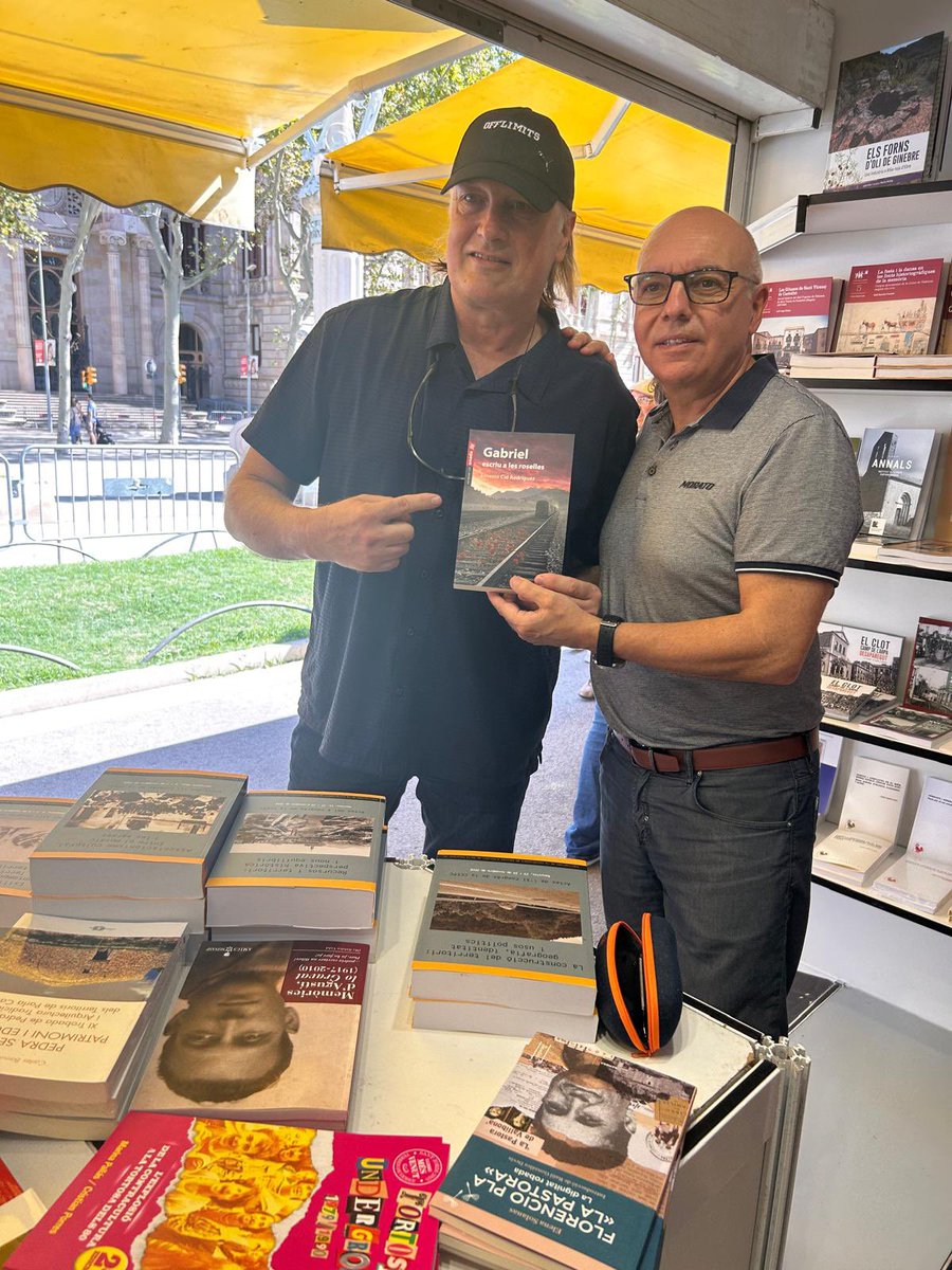 Gràcies Amic per contribuïr Activament i amb molt d’Art Literari a recuperar les Memòries de les “Planes del Montsià” (avui i de moment Santa Bàrbara) i dels seus Herois i les seves Heroïnes. Preservem sempre les Roselles! <a href="/LaSetmana/">La Setmana</a> <a href="/OnadaEdicions/">Onada Edicions</a> <a href="/laplanaradio/">La Plana Ràdio</a> <a href="/ebredigitalcat/">ebredigital</a>