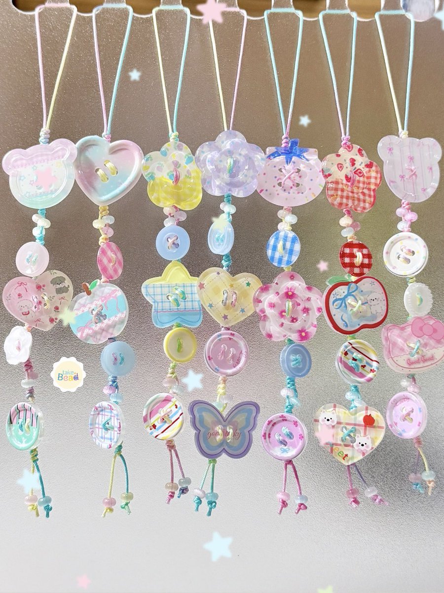 ⁺𓂃 ꒰  Cutie Buttons Phone Charm  ꒱ 🌈🍭 | 100.- / ชิ้น

🎀 เชือกถักโทนพาสเทลกับกระดุมสีแคนดี้แคนใจ ออกมาน่ารักสดใสสุดๆไปเลยย~ 💖