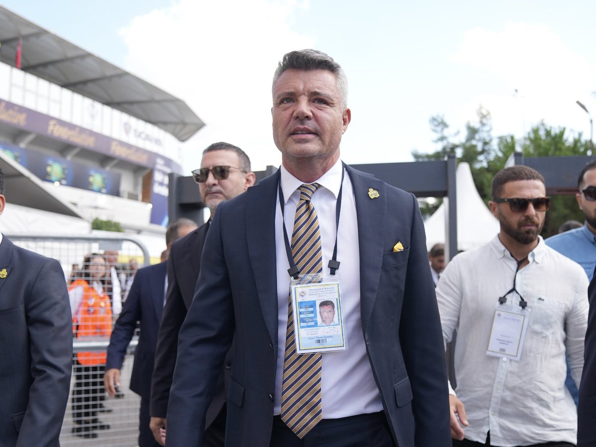 SANDIĞA GELİN, OYUNUZU KULLANIN. SARAN’I ÇOK SEVDİĞİNİZ İÇİN DEĞİL; FENERBAHÇE’Yİ ÇOK SEVDİĞİNİZ İÇİN “DEĞİŞİM” DİYİN.