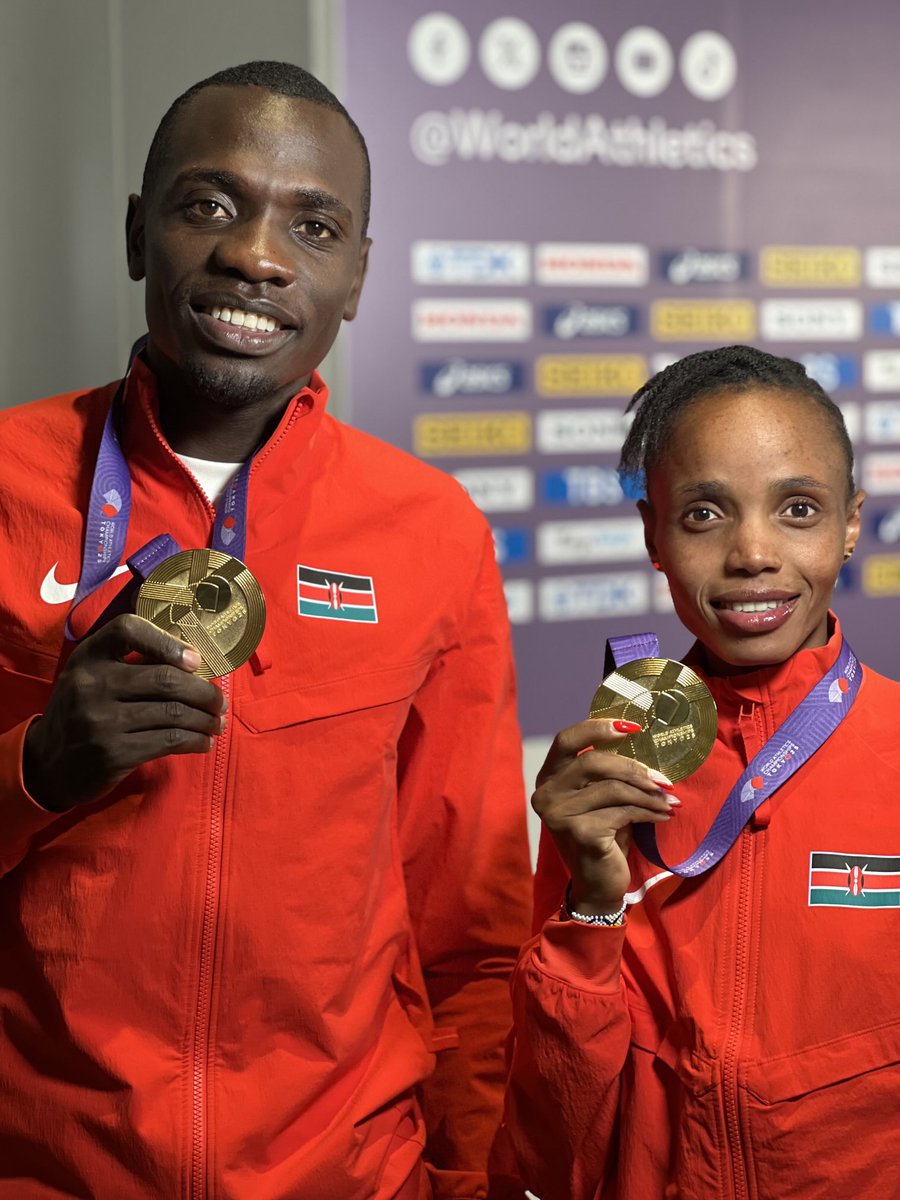 The Kenya 🇰🇪 National Anthem has been played back to back at the Tokyo National Stadium 🏟️ 

✅ Emmanuel Wanyonyi 🥇 

✅ Beatrice Chebet 🥇 

WORLD CHAMPIONS.
