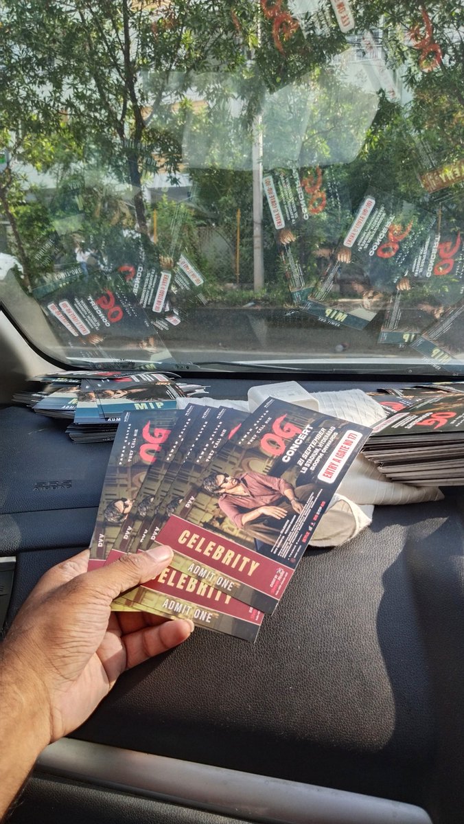 StormBrekerr's tweet image. Okay readyy....

#Pawanism #TheyCallHimOG