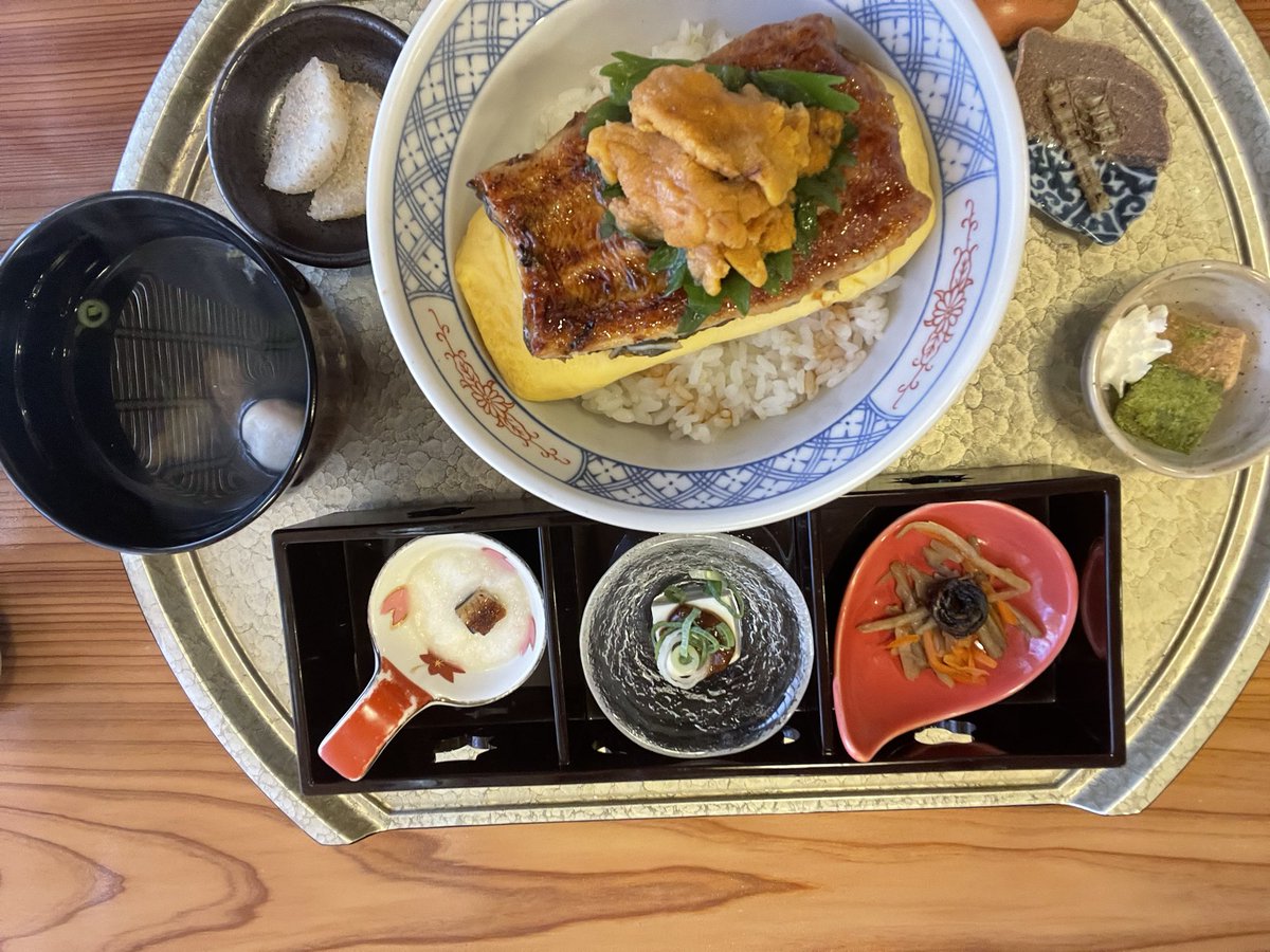うにうなたま
ビジュアル最高です＼(^O^)／