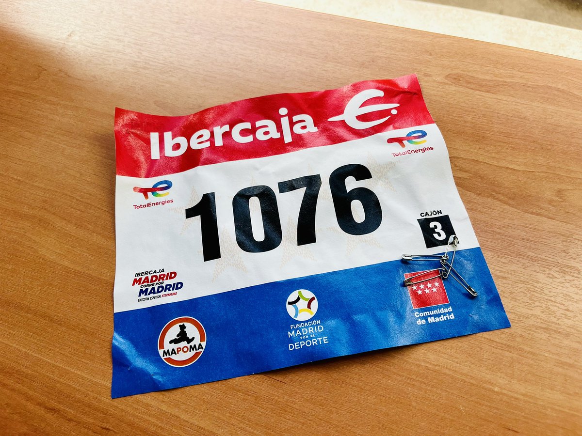 Tras casi un año sin prender un dorsal, de vuelta en los 10k de la Madrid Corre por Madrid con buenas sensaciones, dejando atrás lesiones y molestias y, aunque aún lejos de la forma deseada, marcando unos prometedores 43' en un bonito recorrido por el centro de Madrid.
