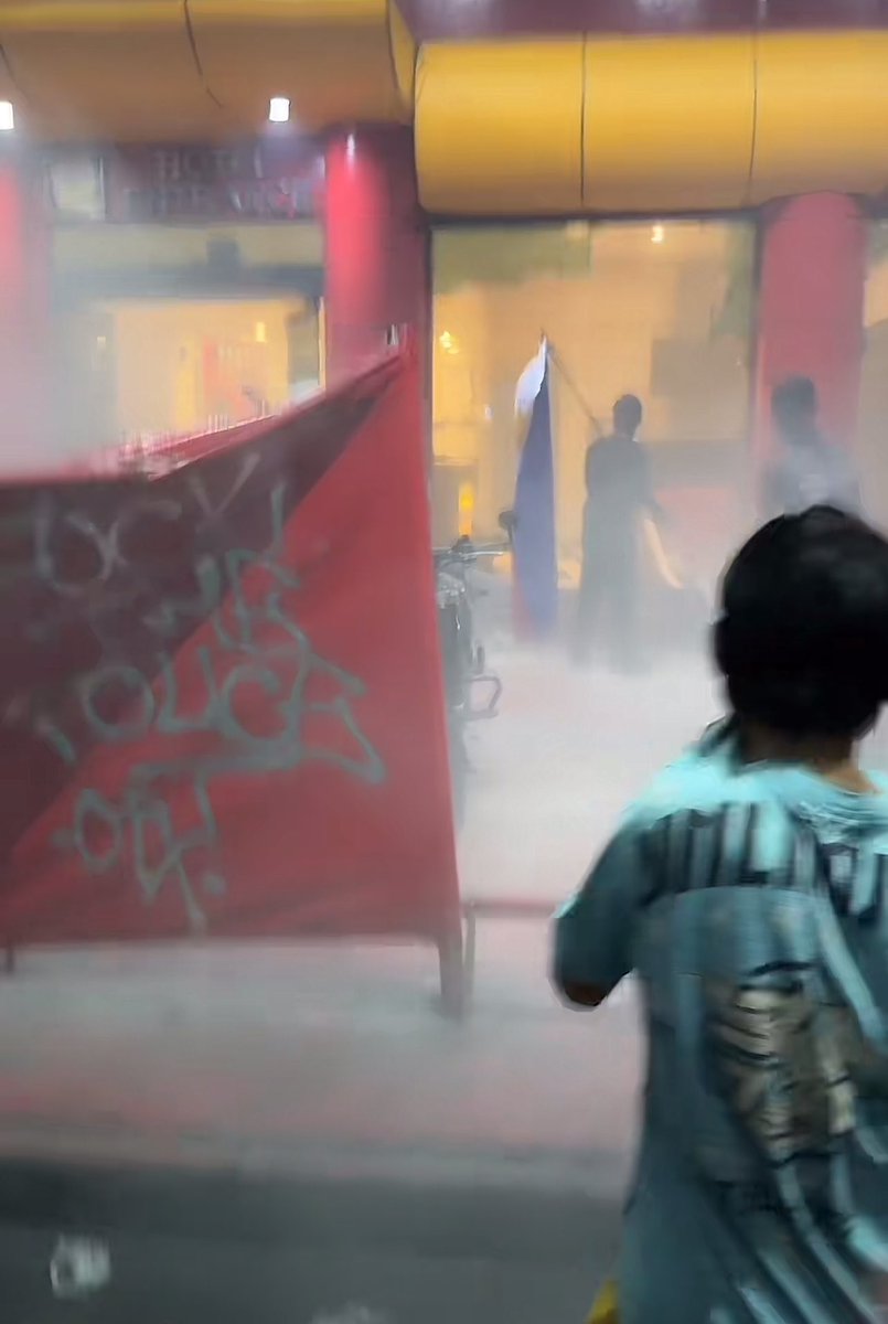 elle ◡̈ tweet media