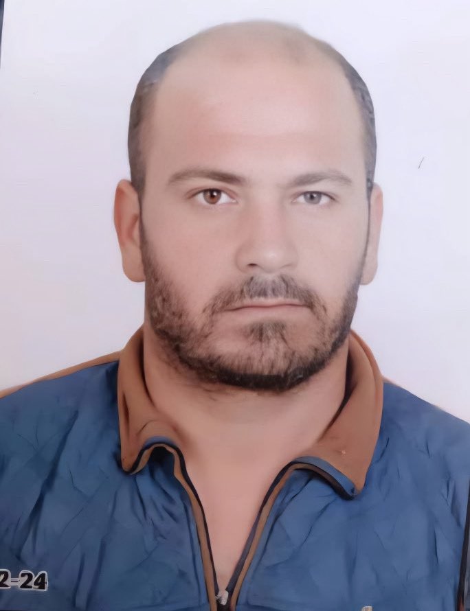 🔴استشهاد رجل شيعي في ريف حلب

 استشهاد السيد علي فرج السيد، و إصابة كل من:

  يوسف محمد همهم
  علاء رشيد السيد

من أبناء الطائفة الشيعية في بلدة الزهراء، بعد تعرضهم لإطلاق نار من سيارة تابعة لميلشيات الأمن العام الإرهابية عند مفرق بيانون في ريف حلب، أثناء توجههم إلى عملهم صباح