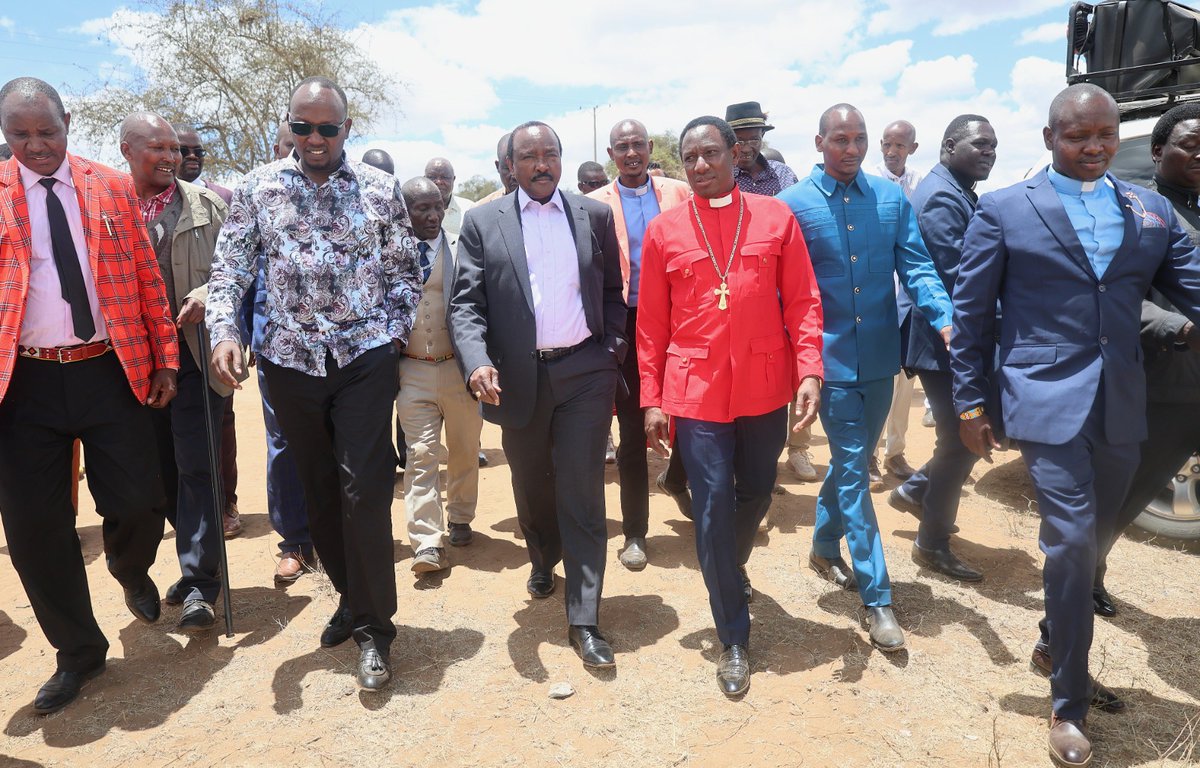 skmusyoka's tweet photo. I have this afternoon joined congregants at the Tent Revival Church in Kajiado County together with Dr Fred Matiang’i, Eugene Wamalwa and Jeremiah Kioni. https://t.co/dJYTBTxfgr