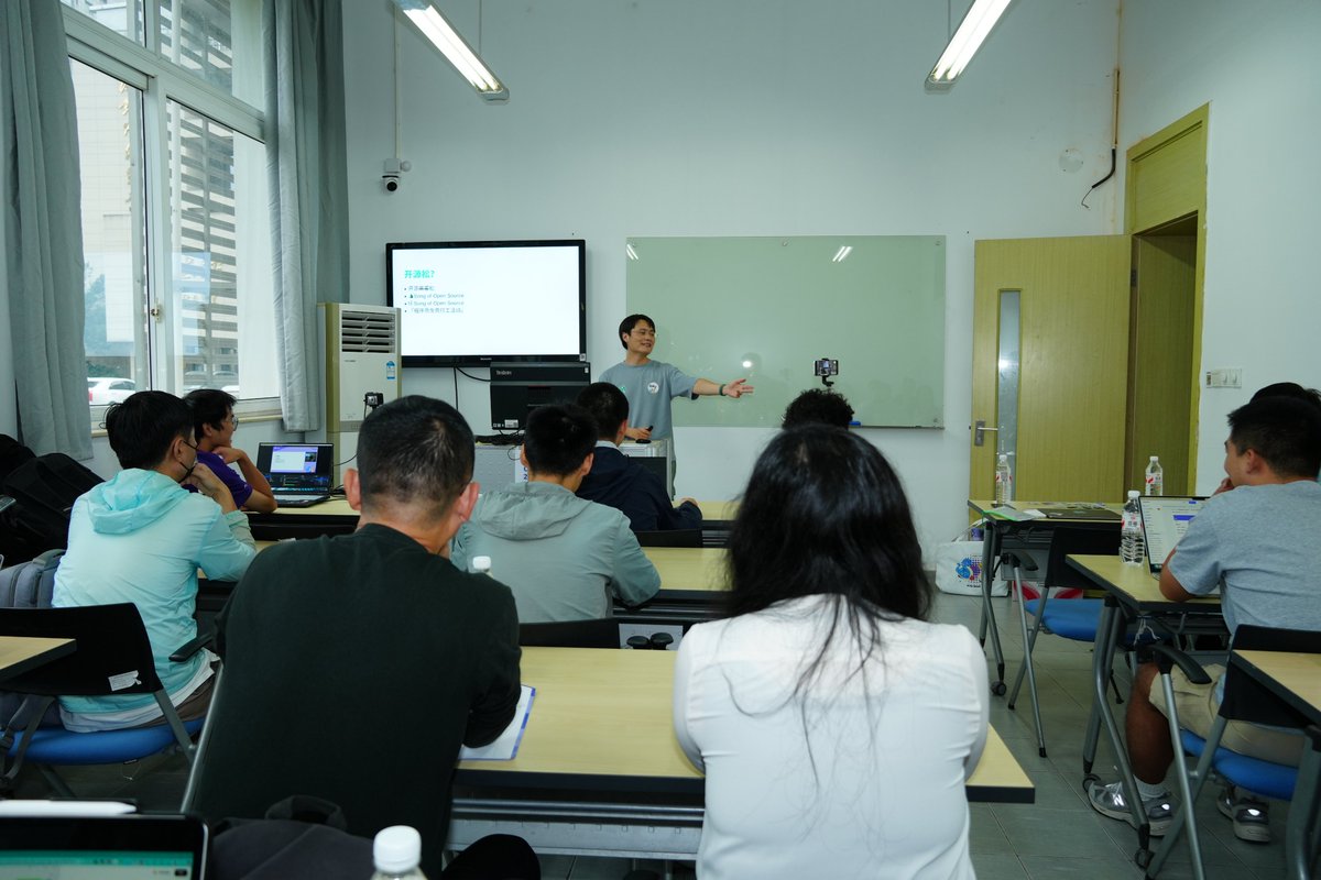 CodeKitchen 代码厨房 tweet media