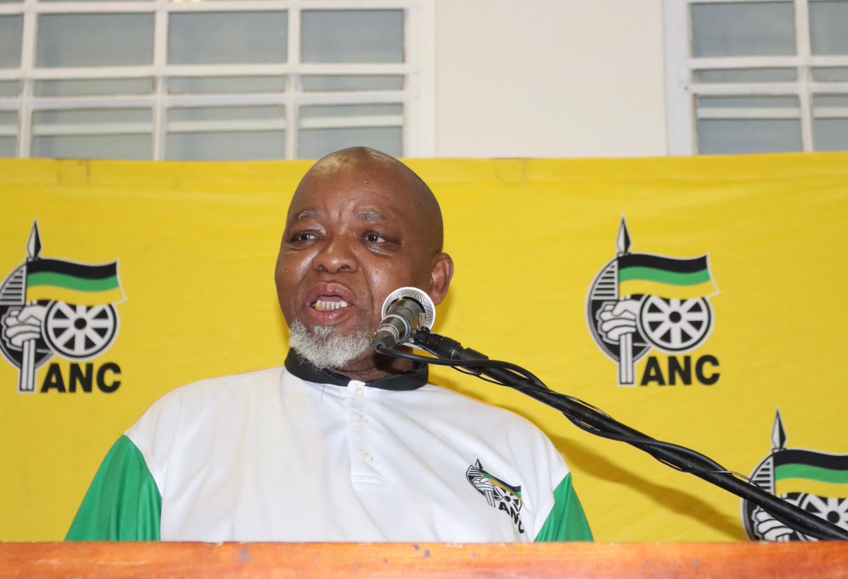 MYANC's tweet photo. [IN PICTURES] ANC National Chairperson, Cde Gwede Mantashe, is leading the Councillor Roll Call Report Back Meeting at Isiphiwo Primary School in Khayelitsha, Cape Town, Dullah Omar Region.

📍Khayelitsha, Cape Town, Dullah Omar Region

#LeadUsRamaphosa
#LocalGovernmentStability https://t.co/RYArQj4OKP