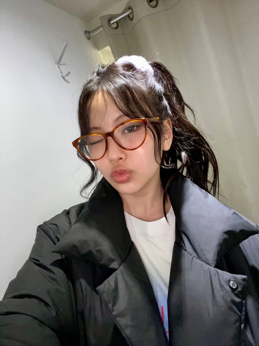 Glasses for a pop of combo! ★
