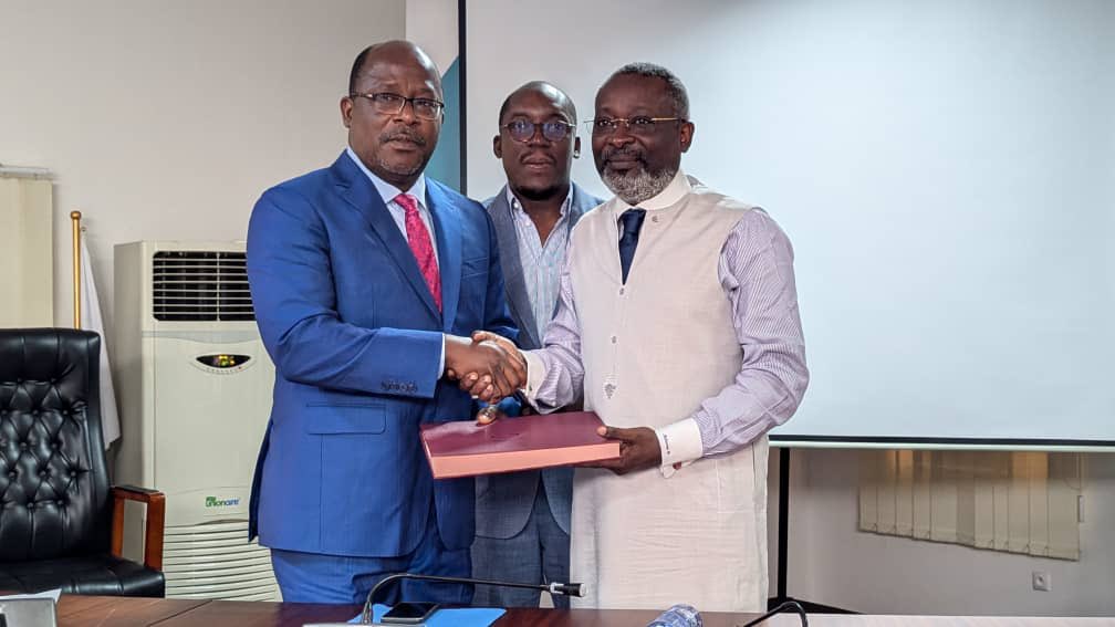 MESR_Tg's tweet image. Récemment nommés, les nouveaux présidents des Universités de Lomé et de Kara ont pris fonction ce jour.

Les deux Présidents sortants, Professeurs Kokou Tcharrie et Adama Kpodar, ont adressé leurs remerciements au Président du Conseil pour la confiance et remercié l’ensemble des…