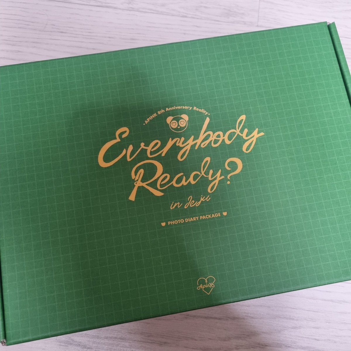 Guhrae2's tweet photo. 에이핑크 Apink 굿즈 일괄
10주년 잡지+우표 스티커/2019 콘서트 Pink Collection 매거진
Everybody Ready? 포토 다이어리 패키지 (DVD)
Special Album Horn Platform 정은지, 윤보미 ver
2019 시즌그리팅 포카 세트

7.0

박초롱 윤보미 정은지 손나은 김남주 오하영 에이핑크 https://t.co/YWGLPhz6XB