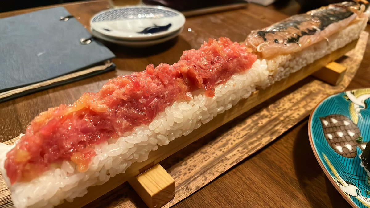 ad_career28's tweet photo. 名飯部類@東京新橋

烏森百薬をはじめとし、新橋エリアで絶大な支持を集めるミナデイン系列のお店。
特筆すべきは圧巻の費用対効果。1名5,000-6,000円で収まる居酒屋として、ここまで優れたお店は中々見当たらない。ホスピタリティも素敵。予算が限られたカジュアル会食や社内飲みに。
#yuuuごはん https://t.co/hWawrfTIo6