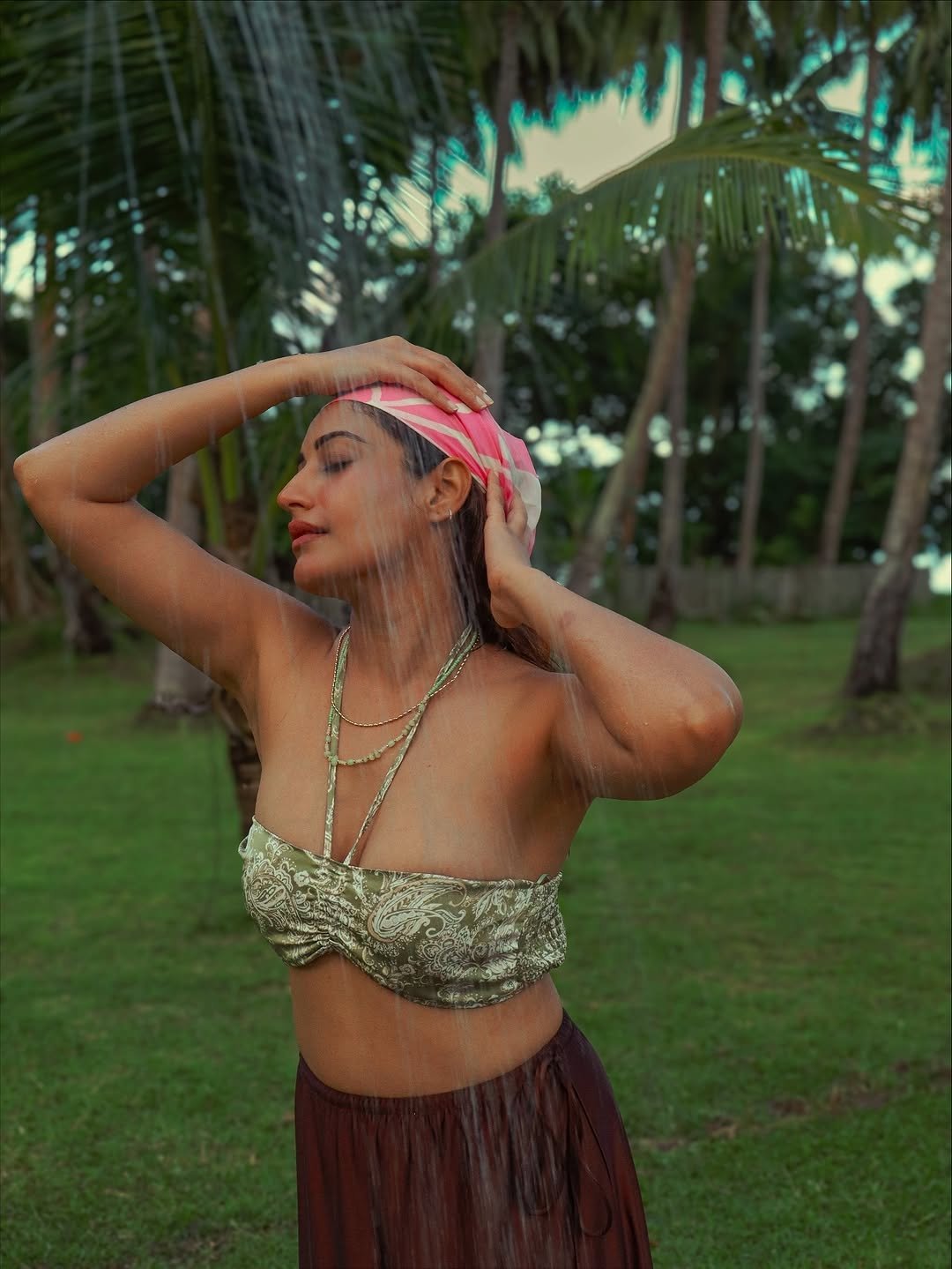 G1XZr94bEAAVIXq?format=jpg&name=large