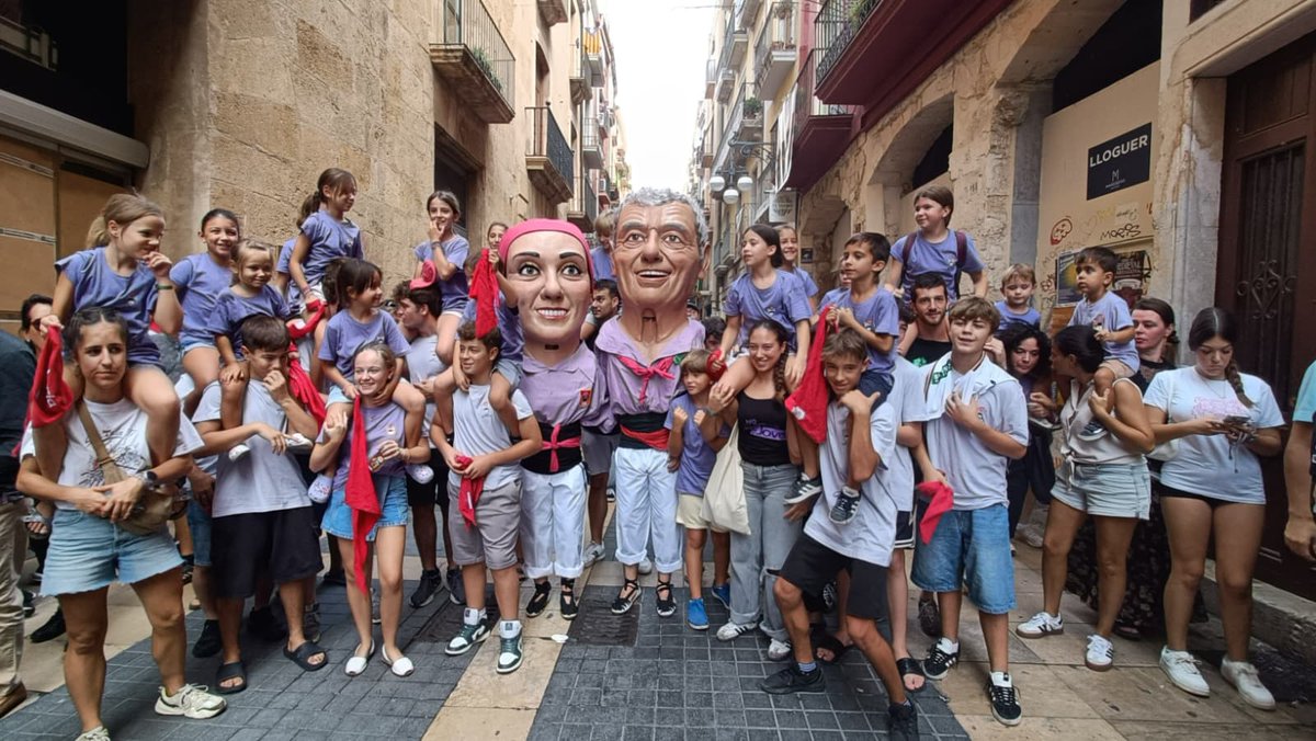 Colla Jove de Tarragona tweet media