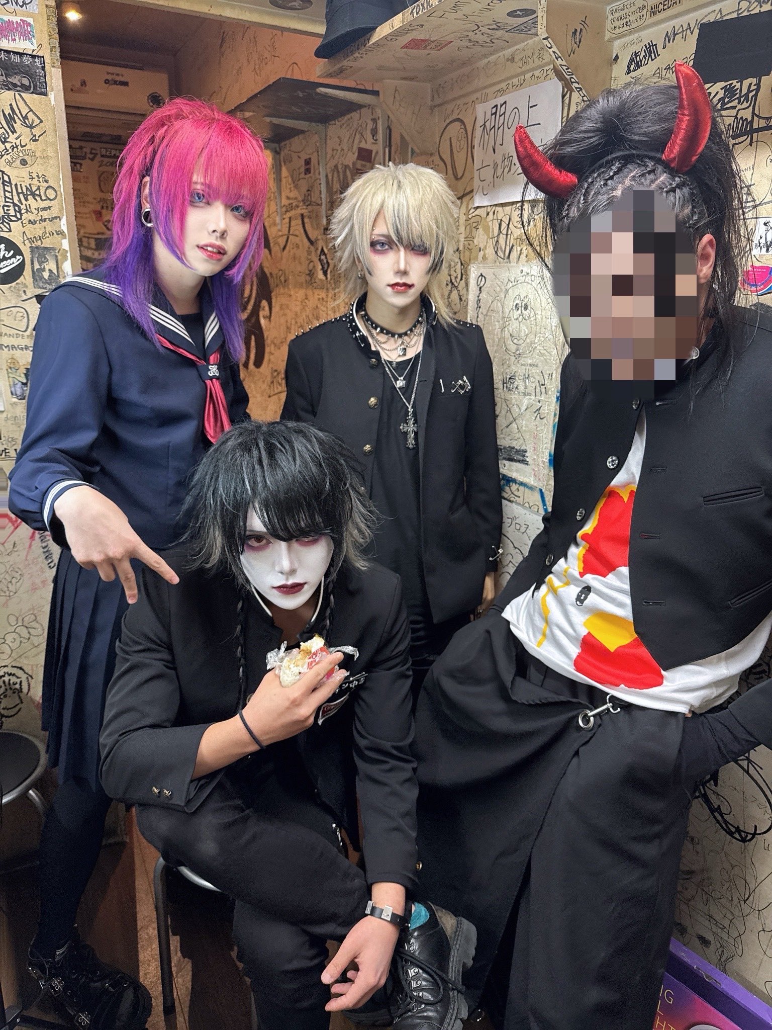 黑猫 OFFICIAL (@kuroneko222_JP) / X
