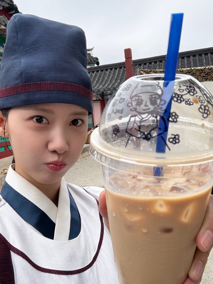 決定🙆‍♀️
🎉YoonA『暴君のシェフ』日本ファンミーティング記念🎉 花輪＆差し入れサポート参加メンバー募集

サポートの許可が出ました👌
ファンミまで1週間ですが、募集してます🥰
一緒に盛り上げていきましょう!!🩷

#イムユナ

詳細＆参加申込

forms.gle/NZLWLWejVQcNXi…