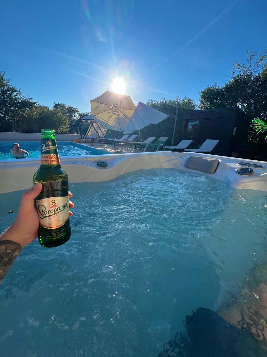 _MB_6's tweet image. Them blues dealt with now a week in the villa for me ☀️🇭🇷