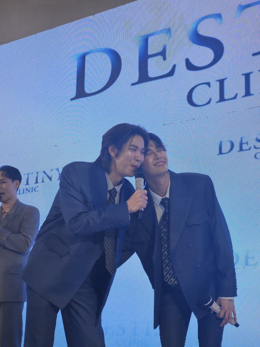 Ant021023's tweet photo. Moment นี้ที่ทุกคนอยากเห็น #DestinyClinicXBounPrem https://t.co/IxBNbXm27L
