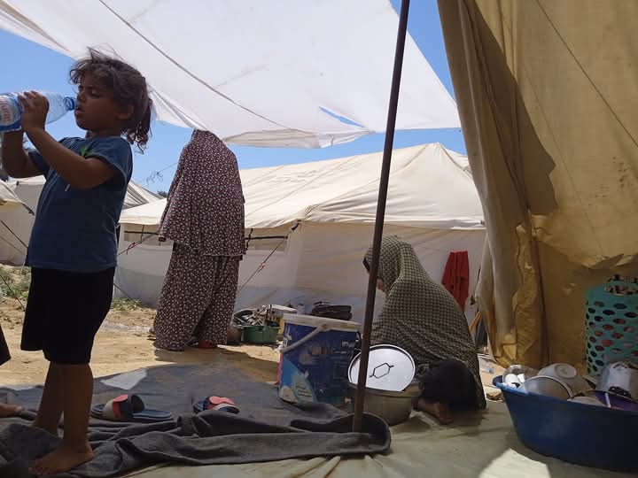 For the sake of humanity, you generous people, you who have generous souls, I entrust to you my 
great hope after God.💔😭

I trust you unshakably, and I know that you will not leave me alone in this pain
Save my children before death pleas

chuffed.org/project/132014…