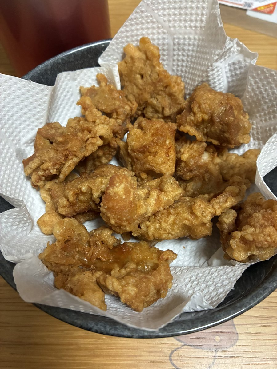 ALLY_REDRIBBON's tweet photo. 中華屋時代の特製唐揚げ作ってみた😋 https://t.co/YXrNJh3b6W