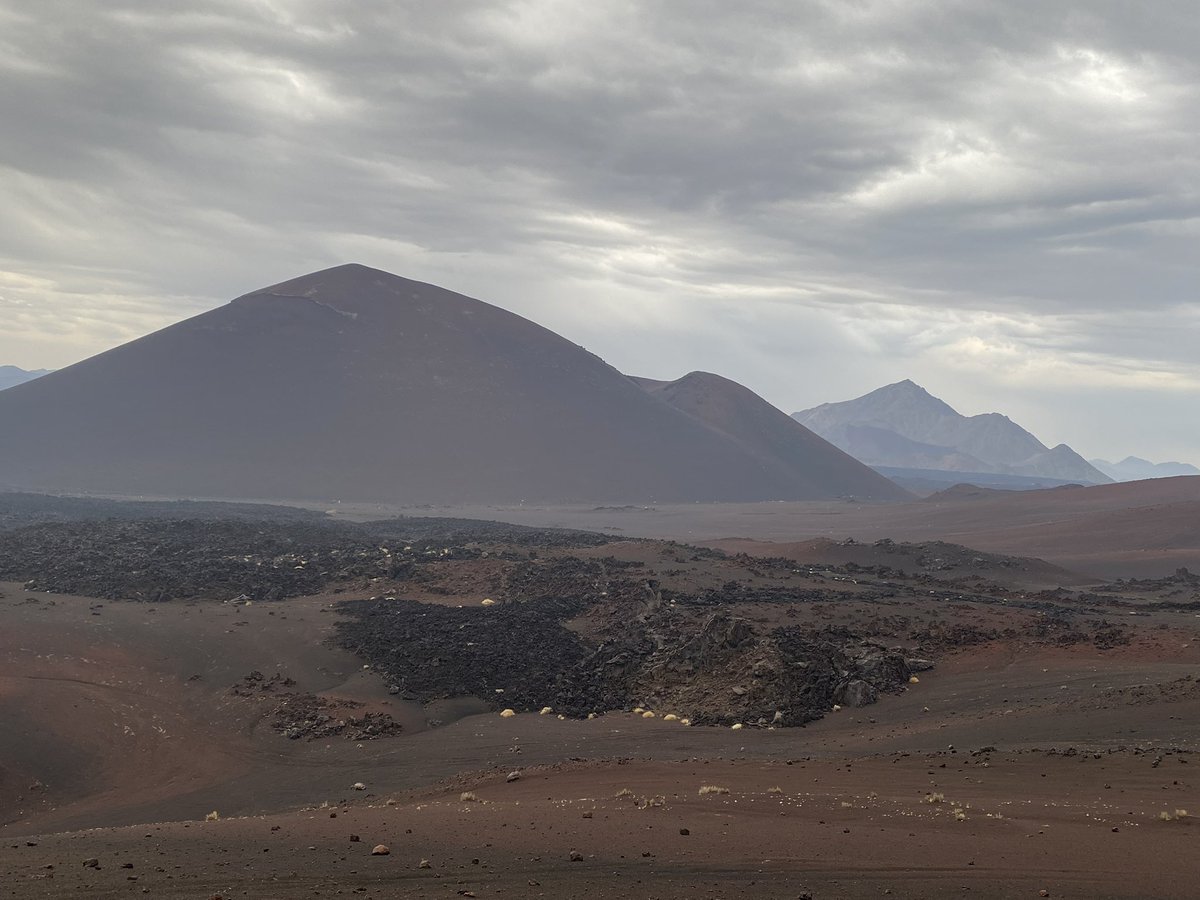 عُرفت الحرة الواقعة بين أملج والعيص باسم حرة لونير ولم يُعرف تفسيرا لهذا الاسم سوى ظنا من البعض انه اسم لجغرافي فرنسي كتب عنها , ورغم وجود اكثر من حرة في هذه المنطقة مثل قرى و المقراة و السطل و  الصفاة و الشاقة وحصينة  , الا ان اسم لونير كان هو المعروف في كتب الجغرافيا في المناهج