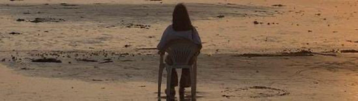 Hiç susmayan bir kafa, hiç konuşmayan bir kız