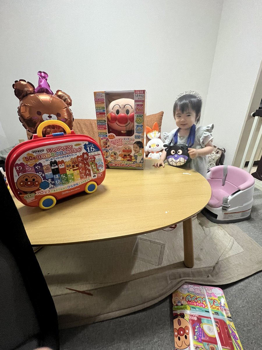 じじばばからはアンパンマン尽くしだった