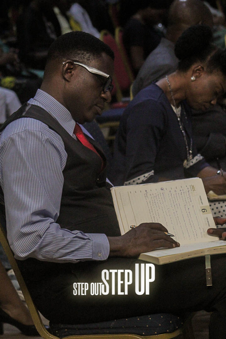 DaySpringVLBC's tweet image. Sermon Notes

TEXT: 2 Kings 7:1

God is everywhere, He knows all things, and He has all power.
But His power works when we step out in faith.

3 Keys:

Realise your state.

Envision the future.

Face your fear and step out.

#SermonNotes
#StepOutStepUp
#DaySpringChapel