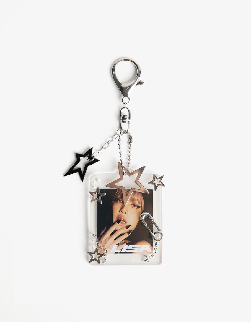 LaliceUpdates's tweet image. Collaboration: #LISA x @Bershka part 4 - #LISAxAlterEgo Plain Key ring ⭐️

🔗 bershka.com/es/llavero-lis…

@wearelloud