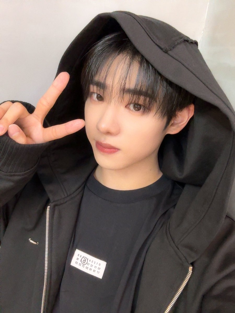 FANTASY BOYS_Member tweet media