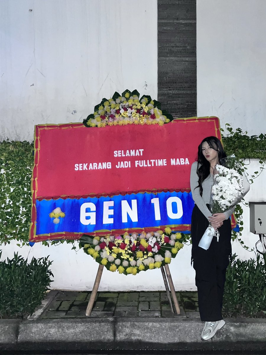 indiraseruni__'s tweet photo. dari gen 10 <3 https://t.co/XVS37j73LB