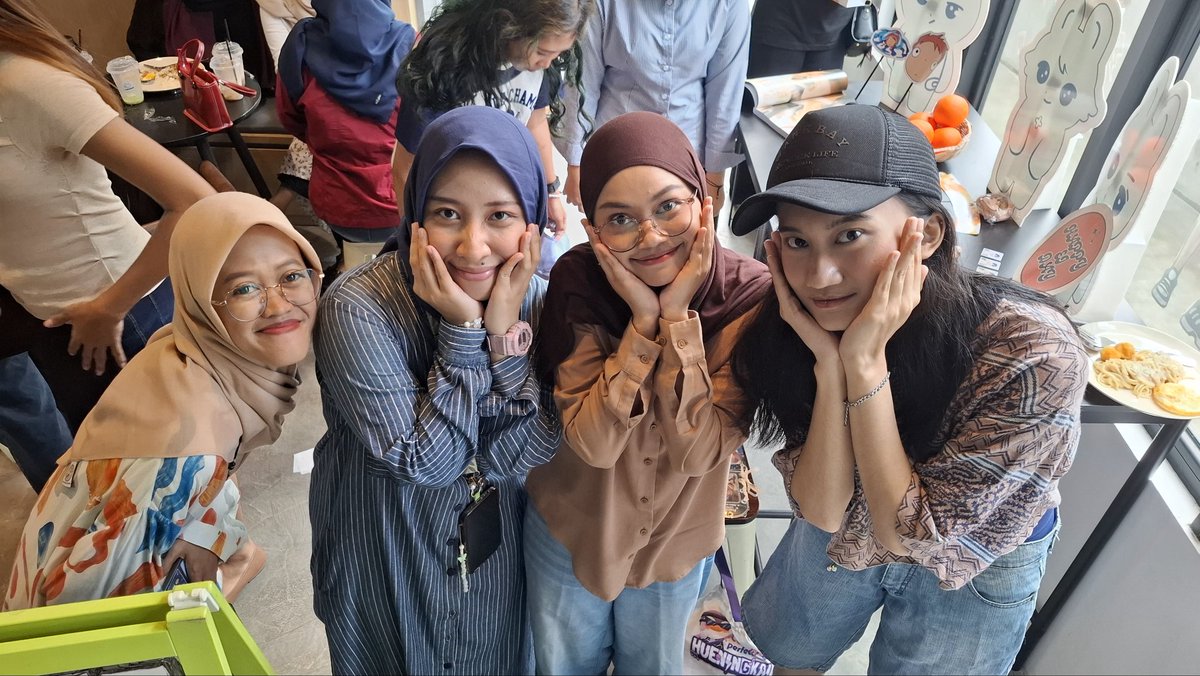 richino666's tweet image. Luné-chan~ Kawaii ne~