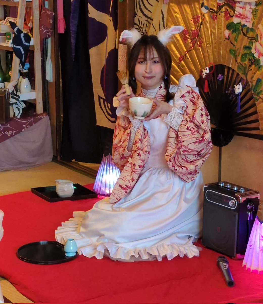 お昼間だけどお月見会行ってきました🌕️
推しに立てていただいたお抹茶は美味しかったです☺️
#ずいみーお月見会
#和かふぇ冨士屋