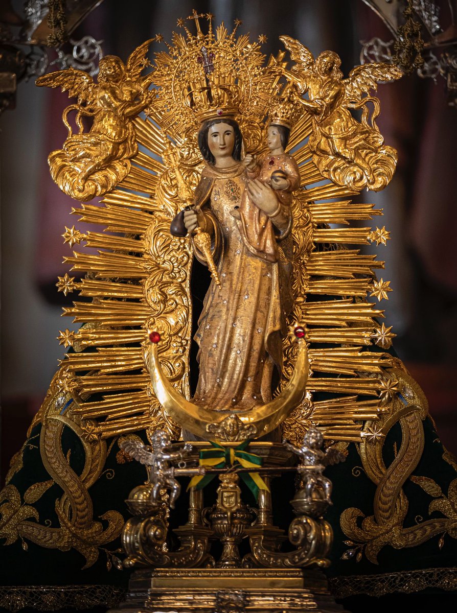 elpatero_'s tweet photo. VIRGEN DE LOS ÁNGELES

Al igual que en el caso anterior fue una de esas procesiones diferentes dentro de la magna con una maravillosa imagen @MatrizReina.

La nota musical corrió a cargo de la Banda Municipal del Cerro del Andévalo que me gustó lo poco que la pude escuchar. https://t.co/LWthkFDRRm