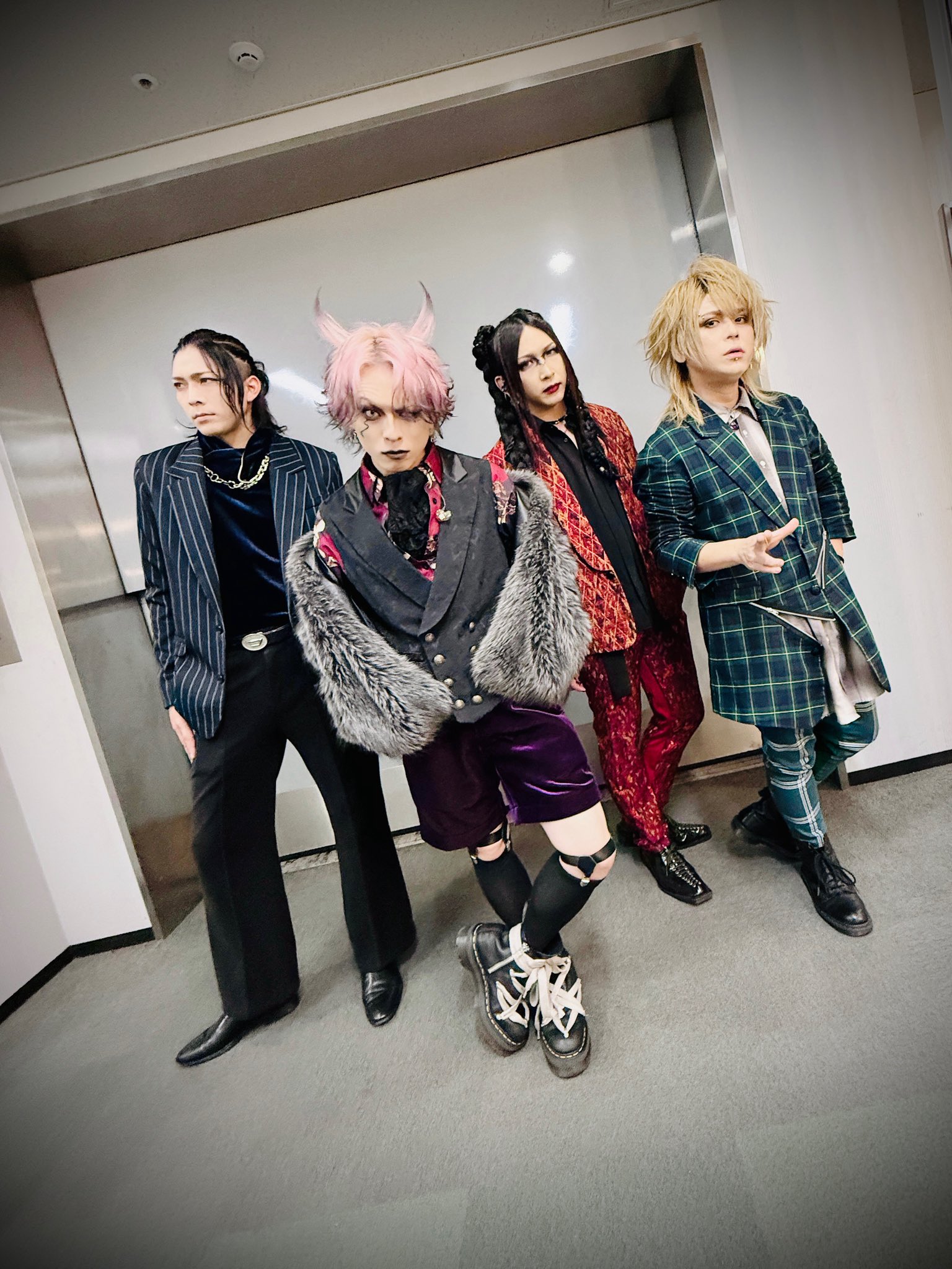 ΛrlequiΩ -アルルカン- official (@Arlequin_offi) / X