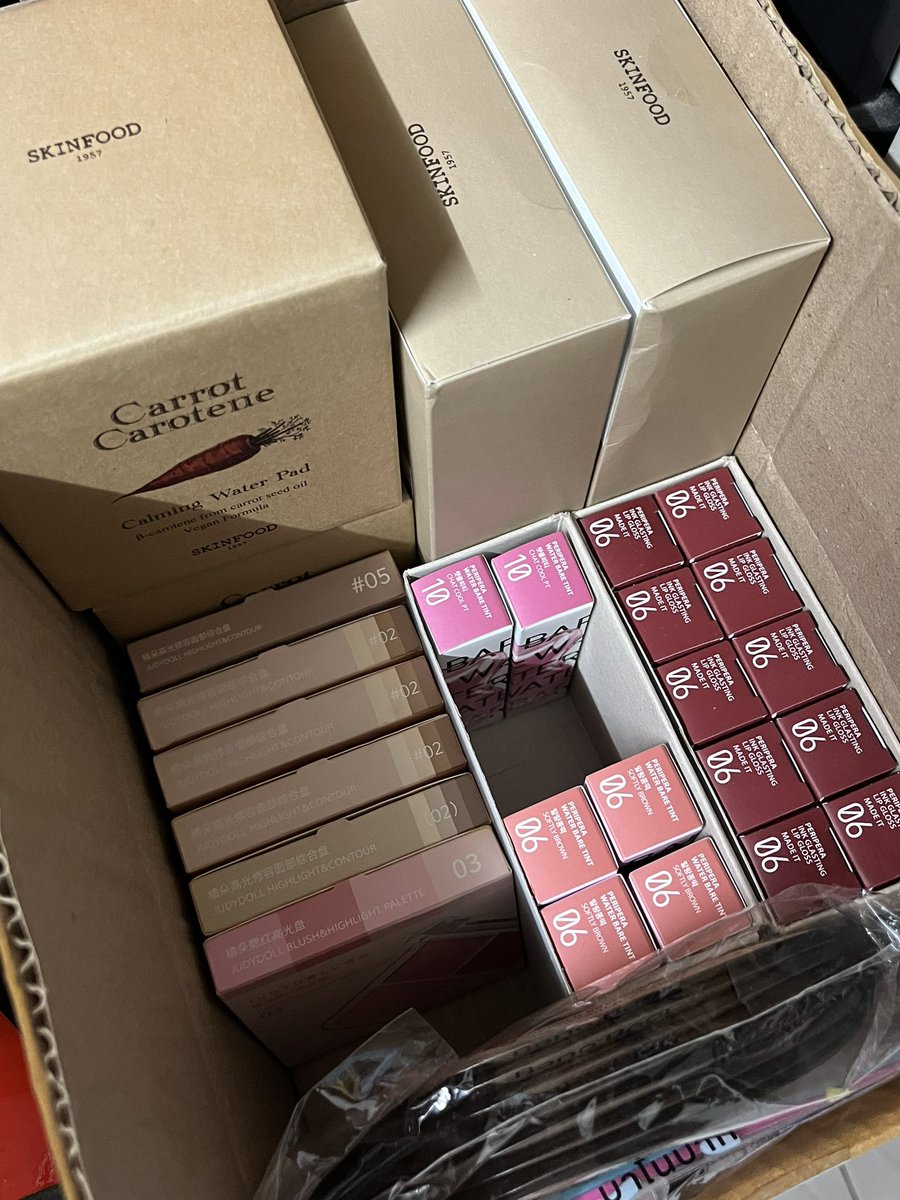 โล๊ะกันค่าา ส่วนใหญ่หลักสิบ หลักร้อยต้นๆ
🌟มือ1ทั้งหมดเลยย สภาพนางฟ้า🧚🏻‍♀️
🌟ราคาดีเหมือนเดิมมม😽
🌟ปัก+รี ลด5บาท
📮ค่าส่งเเฟลชเหมา40-