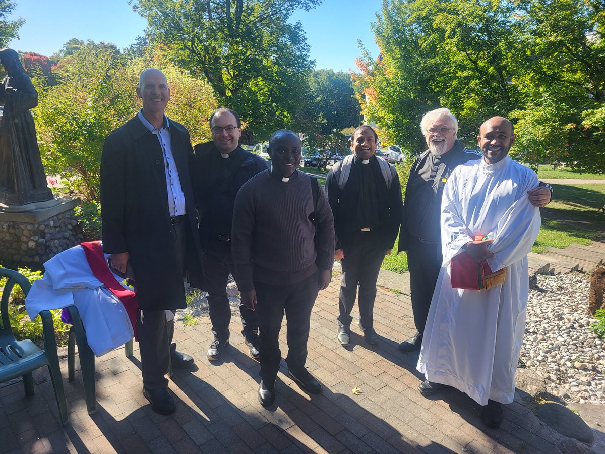 Hundreds came out to our Diocesan Pilgrimage to Martyrs' Shrine on a beautiful, sunny Saturday.  It was a wonderful day with Mass, Stations of the Cross and learning about the Canadian Martyrs!