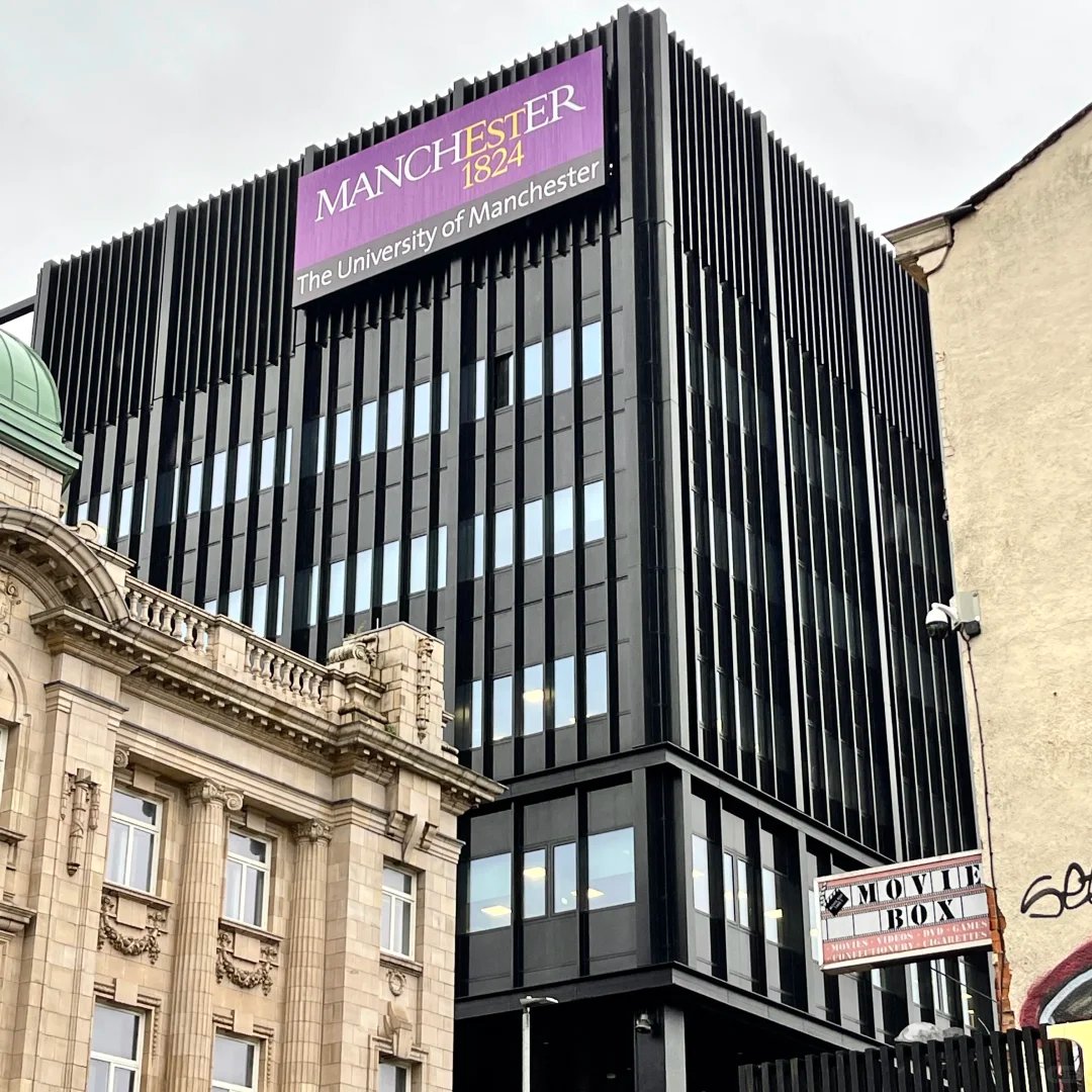 SchanemanB29780's tweet image. Saturday dog walk my pup ran like Kennedy chasing space dreams! His charm made moon landings real but assassination dimmed it Vision outlasts looks Was Kennedy’s space dream worth it?