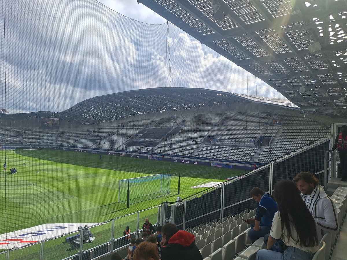 GERALDINHO67100's tweet image. Première fois a Jean Bouin pour voir le PFC. Stade bien sympa et accueil tranquille.
#livercs