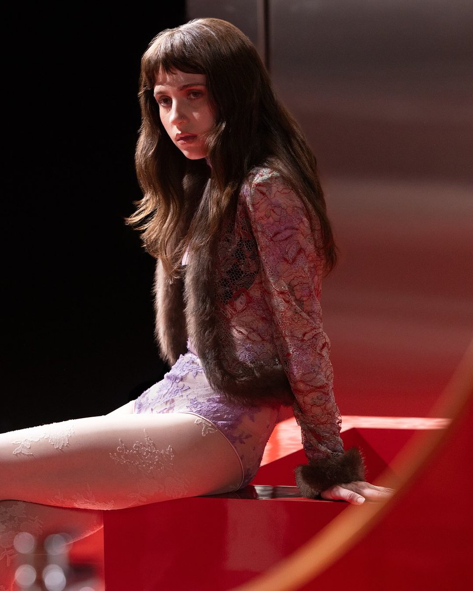 clairodailys's tweet photo. Clairo for Valentino ❤️ https://t.co/6KLPiRfUCz