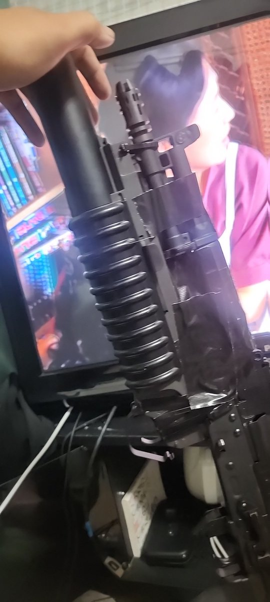 やばい兵器を作ってしまった
 #サバゲーマーさんと繋がりたい 
 #サバゲー